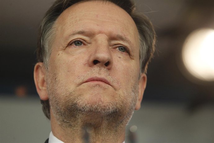 Primer Plano De Marcelino Iglesias