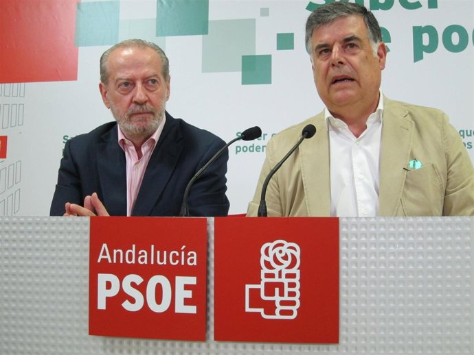 Villalobos Y Viera Durante Su Intervención.