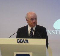 González (BBVA) pide a autonomías y municipios mayor compromiso con el déficit