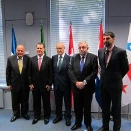 Granados Tras La Presentación Del Convenio