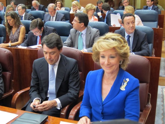 Esperanza Aguirre En La Asamblea