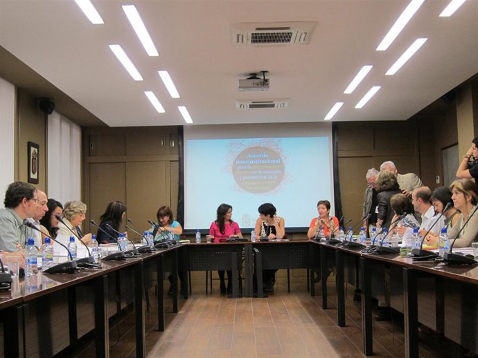 Reunión De La Comisión De Seguimiento Del Acuerdo Contra La Violencia De Género.