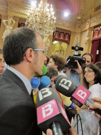 Barceló critica que no ha vist el "mea culpa" de Bauzá respecte a l'anterior model econòmic i de l'administració