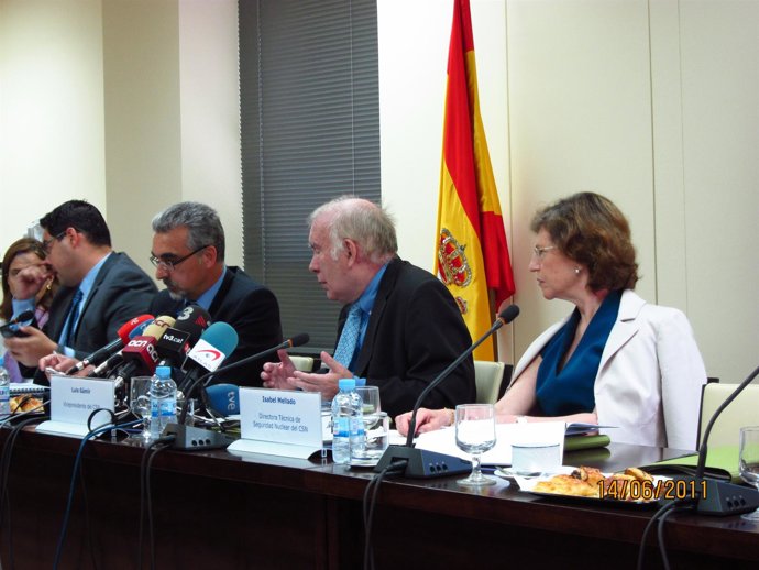 Máximos Responsables Del CSN Responden Sobre Fukushima