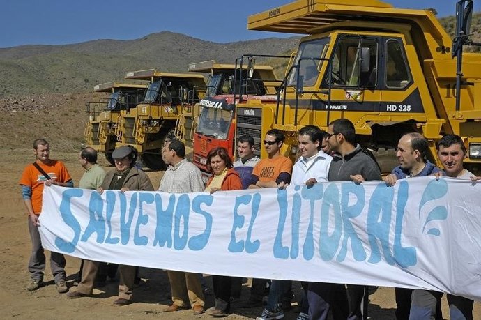 Imagen De La Protesta De Ecologistas En Acción
