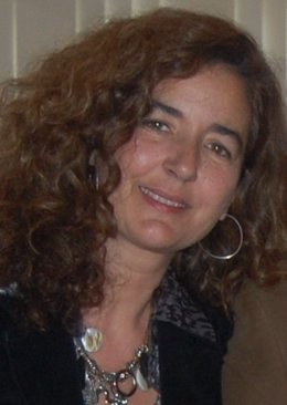 Carmen Mérida Abril
