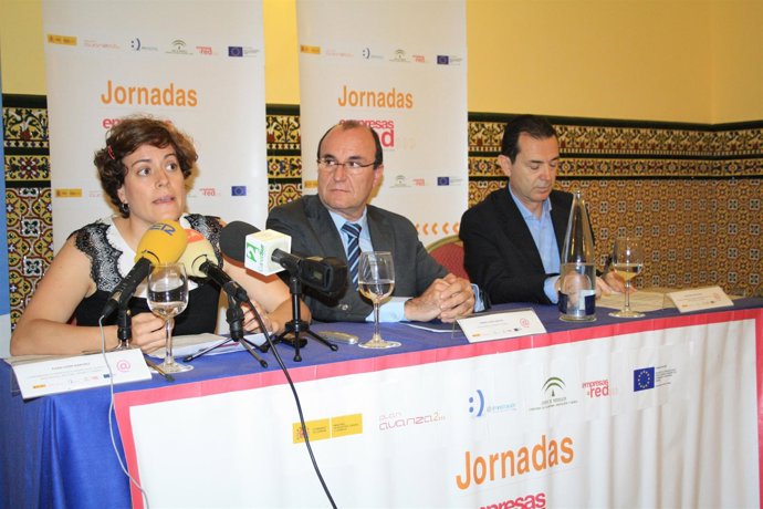 Momento De La Celebración De La Jornada 'Empresas En Red' Celebrada En El Ejido