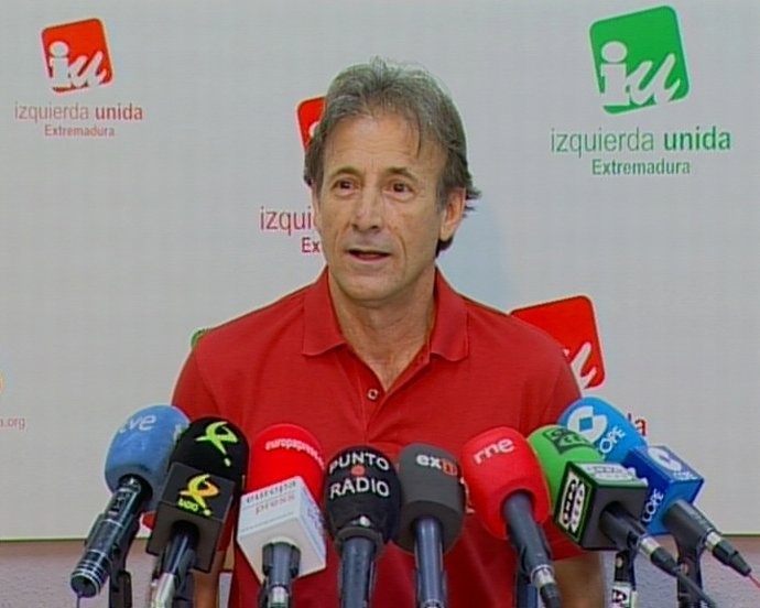 Escobar no abrirá expedientes en Extremadura 