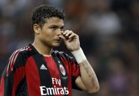 Fútbol.- Thiago Silva (AC Milan) reconoce contactos con el Barcelona y su representante matiza sus palabras