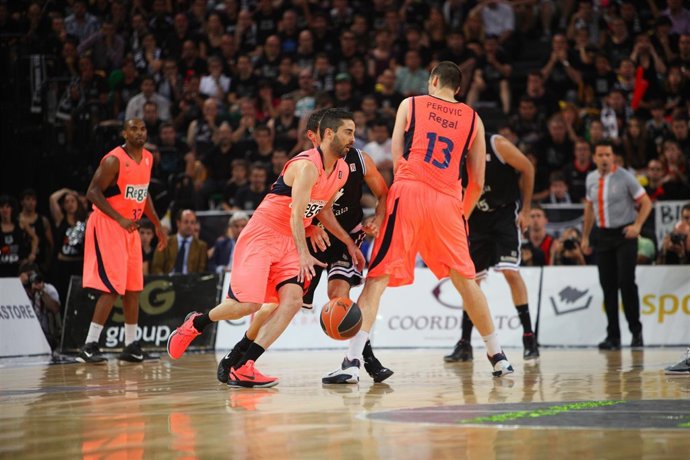 Navarro Lideró Al Barça