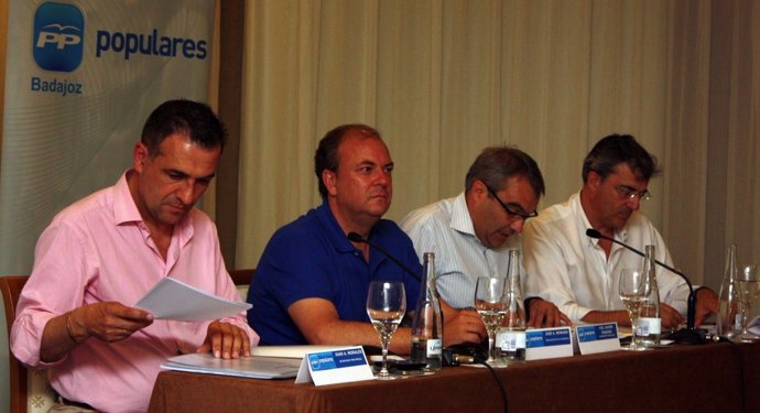 Monago Preside La Junta Directiva Provincial Del PP De Badajoz