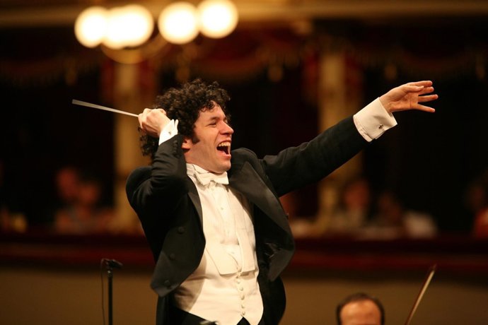 El Director Venezolano, Gustavo Dudamel, Titular De La Sinfónica De Goteborg