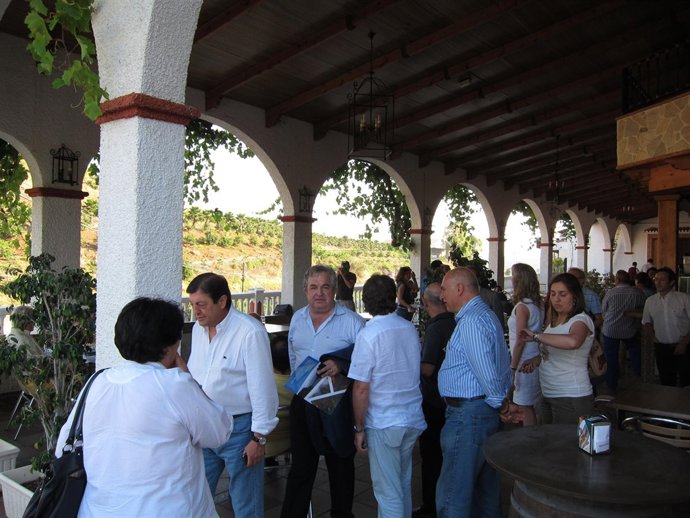 Salvador Pendón Y Juan Fraile Tras La Reunión