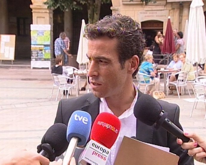 Carlos García, Edil Del PP En Elorrio