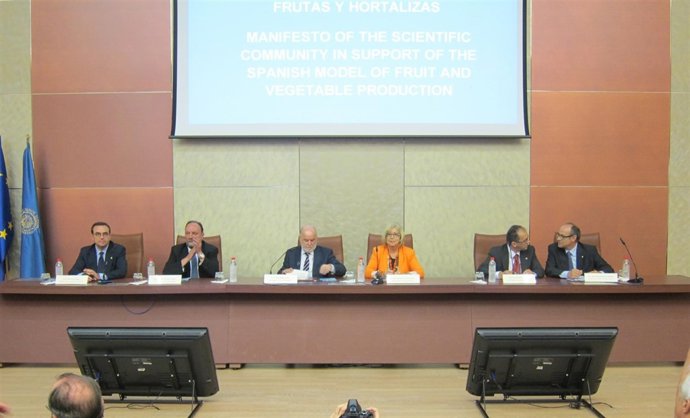 Acto De Presentación Del Manifiesto De La Comunidad Ciéntifica Sobre El Pepino 