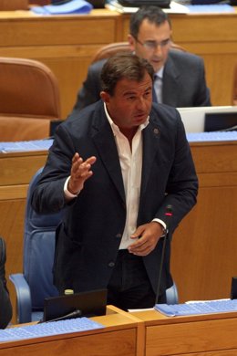 O conselleiro de Economía e Industria, Javier Guerra, intervirá no Pleno do Parl