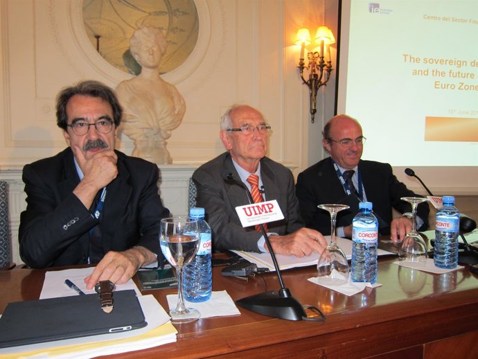 Emilio Ontiveros, Luis De Guindos