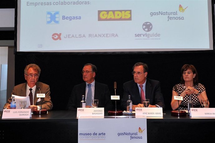 A CORUÑAIV ENCUENTRO DE LA AGRUPACION DE ANTIGUOS ALUMNOS DEL IESE DE GALICIA15/