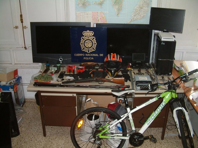 Hallaron Varias Pistolas Y Drogas En La Vivienda De Uno De Los Implicados