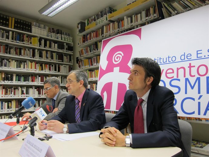 Florencio Nicolás, Juan Carlos Azofra Y Pablo Gil, Inventor Cosme García