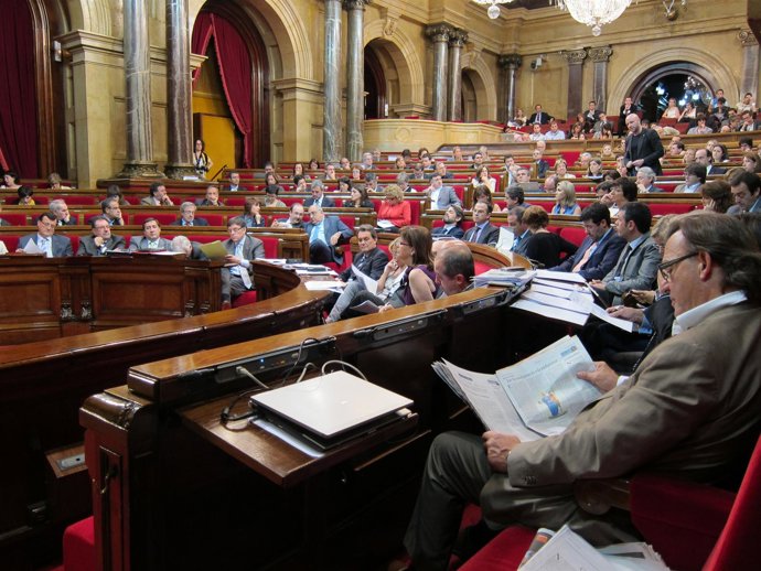 Diputados En La Cámara Catalana