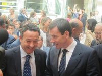 Gómez felicita a Aguirre y dice que hay cuatro años por delante para "sacar adelante algunos problemas que tiene Madrid"