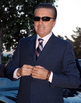 Ortega Cano Con Gafas De Sol