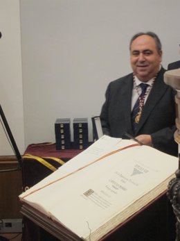 Tirado, En Su Toma De Posesión