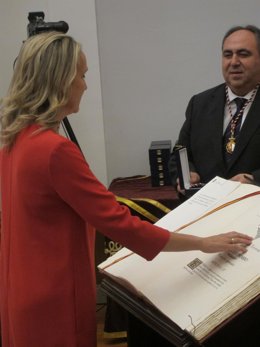 Casero, En Su Toma De Posesión