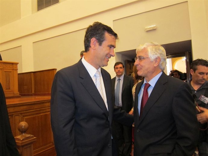 Román Y Barreda En Las Cortes