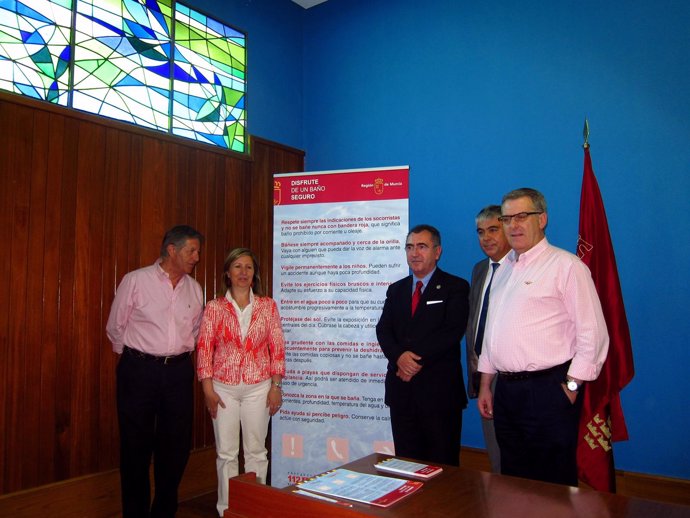 Presentación De Los Programas De Prevención De Baños Y Calor