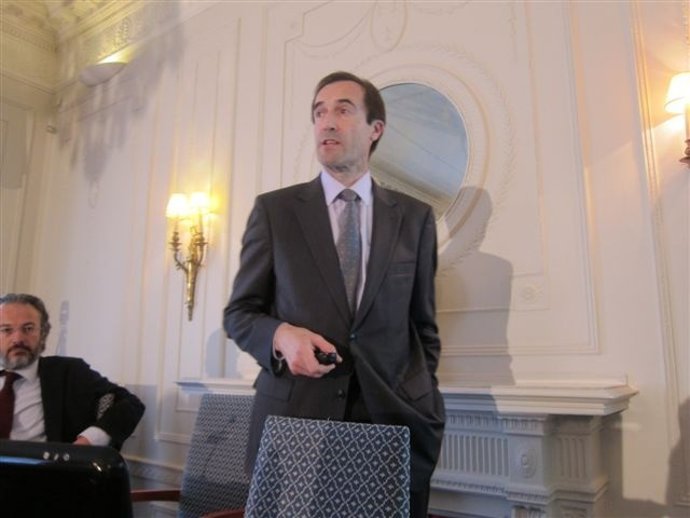 El Presidente De Cajastur, Manuel Menéndez