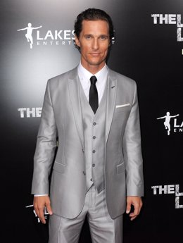 Posado Del Actor Matthew Mcconaughey 