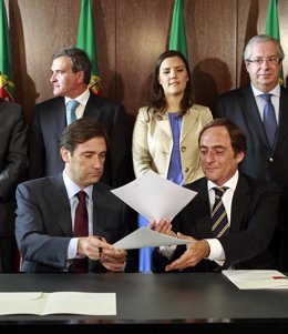 Firma De Contitución Del Gobierno De Coalición Portugués