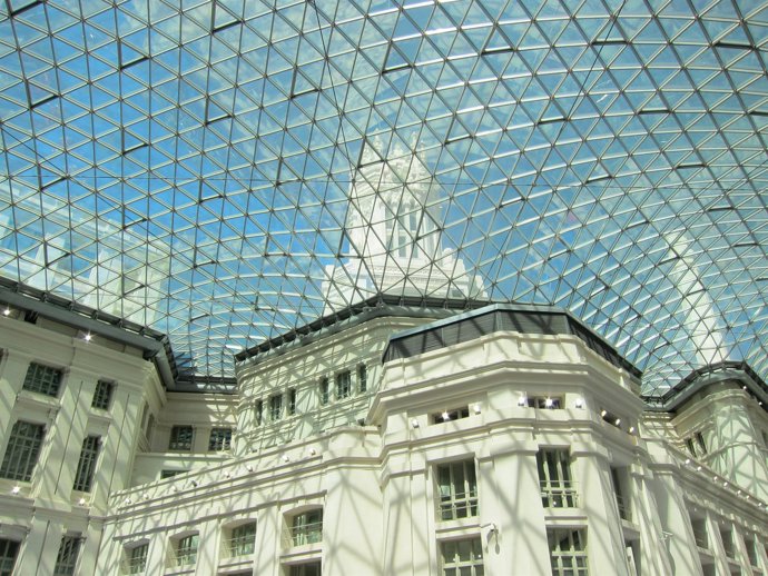 Cúpula De La Galería De Cristal Del Palacio De Cibeles De Madrid
