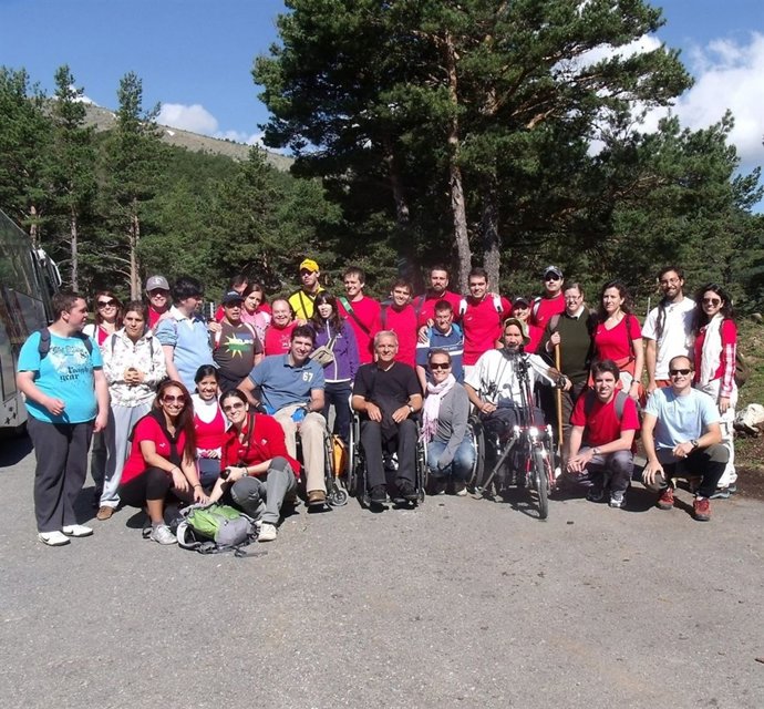 Bankinter Jornada Senderismo Con Personas Con Discapacidad
