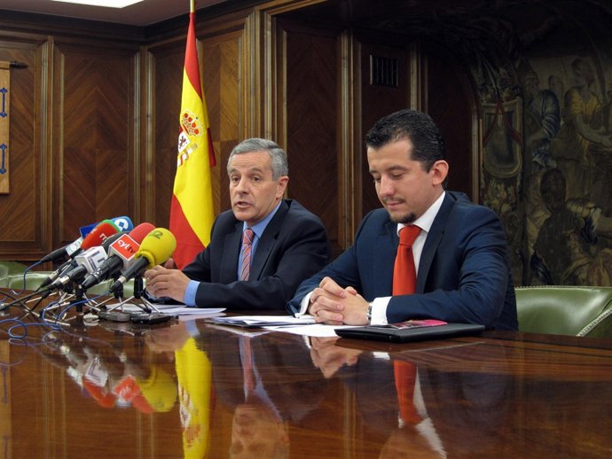 Emilio Gutiérrez Y El Edil De Fiestas, Juan Pablo García