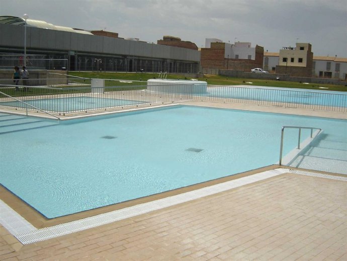 Robo En Las Piscinas De Verano De Carmona
