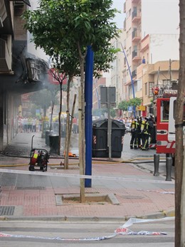 Incendio En Avenida Pablo Iglesias. Almería 
