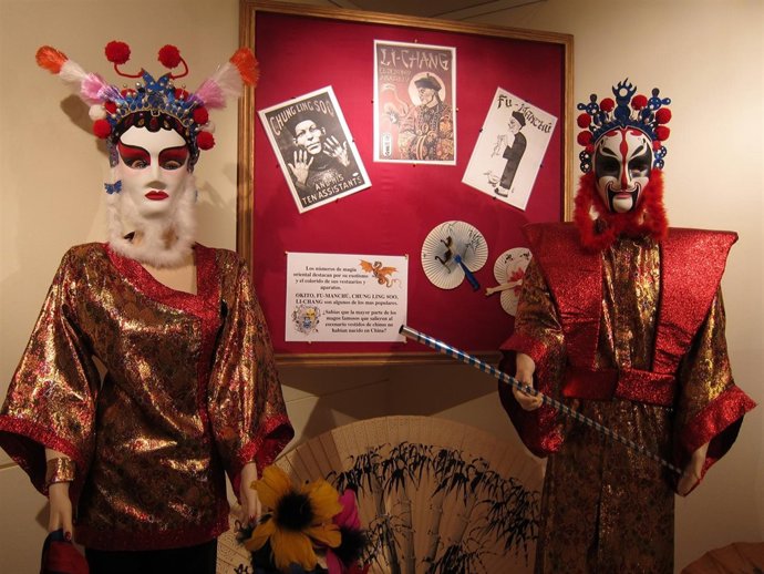 Piezas De La Muestra 'La Magia Tiene Mucha Ciencia'.