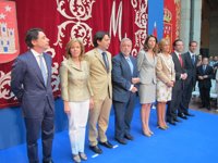 La ausencia de Granados marca la toma de posesión de los nuevos consejeros de Aguirre, que apuestan por la "continuidad"