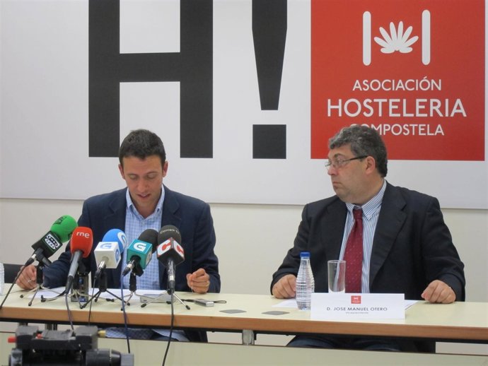 Rueda De Prensa De La Asociación De Hostelería De Compostela