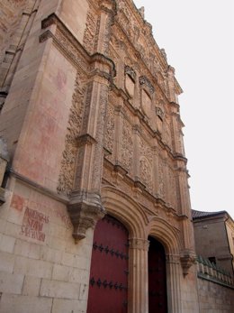 Fachada Histórica De La Universidad De Salamanca