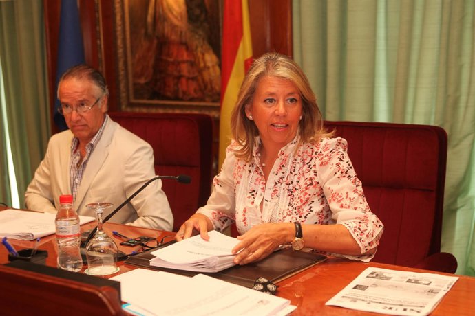 La Alcaldesa De Marbella, Ángeles Muñoz