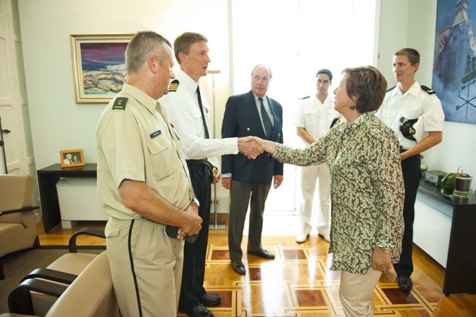 Barreiro Recibe La Visita Del Comandante De La Flota Neerlandesa
