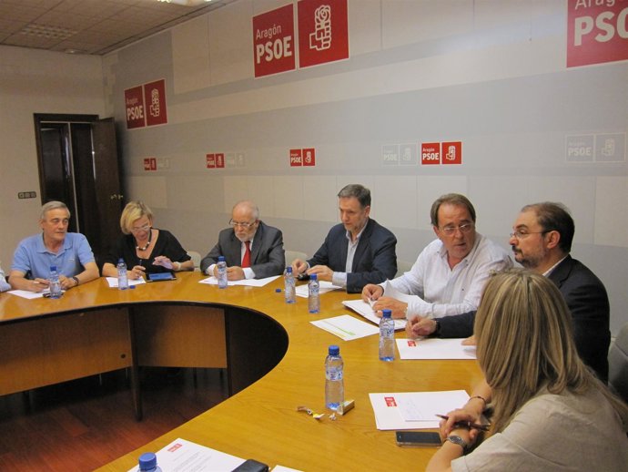 Imagen De La Comisión Ejecutiva Del PSOE-Aragón
