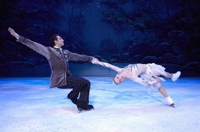 Una Escena De 'El Lago De Los Cisnes Sobre Hielo'.