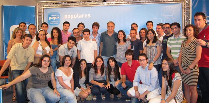González Pons En Un Encuentro Con Jóvenes En Valencia