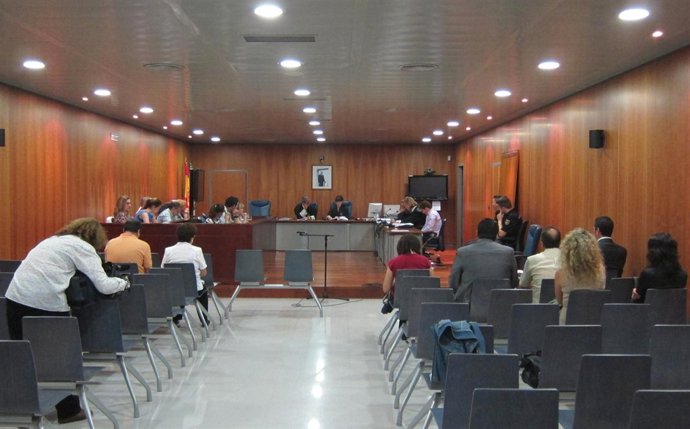 Un Juicio Con Jurado Popular 