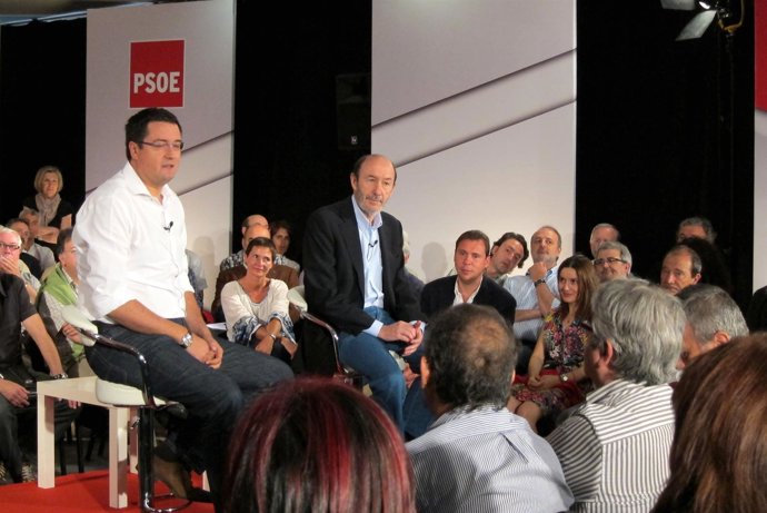 Alfredo Pérez Rubalcaba Y Óscar López